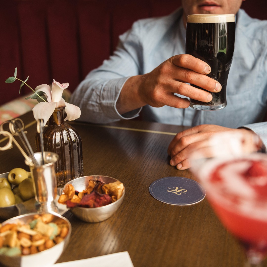 Celebrate St. Patrick’s Weekend at The Henry Lounge with a perfectly poured pint of Guinness! 🍀🍻 Great company, good vibes, and the spirit of the season—join us for a weekend to remember.

#TheKClub #TimeToPlay #ThePreferredLife