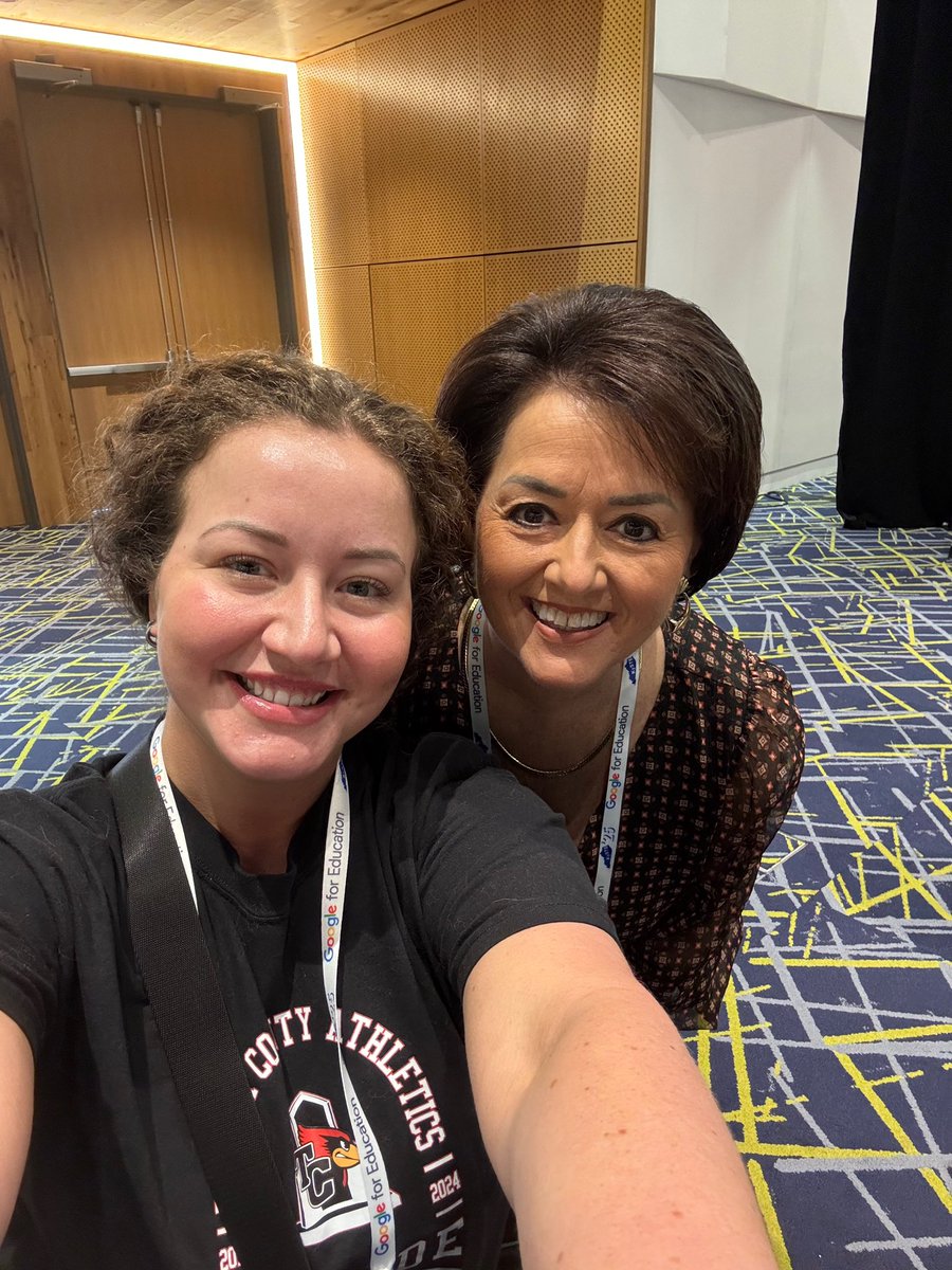 tchslib's tweet photo. I had such a great time at the last official KySTE! Amazing presenters, vendors, and people, as always. Looking forward to next year’s KAST already 🫶✨ https://t.co/zdC6qKyB4N