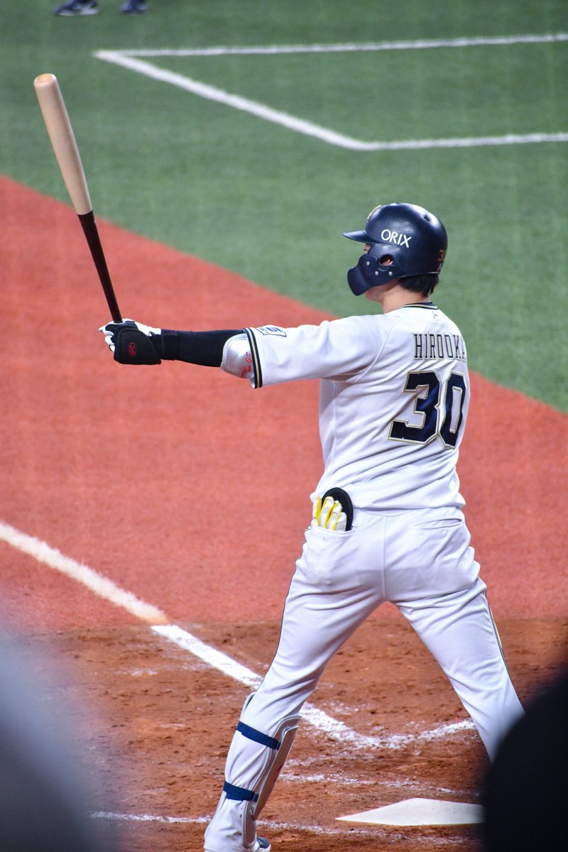 Rayby___'s tweet photo. 𝟮𝟬𝟮𝟱-𝟬𝟯-𝟬𝟴/@京セラ

#Bs2025 #Bs30 #廣岡大志 https://t.co/6OfIqYmyDz