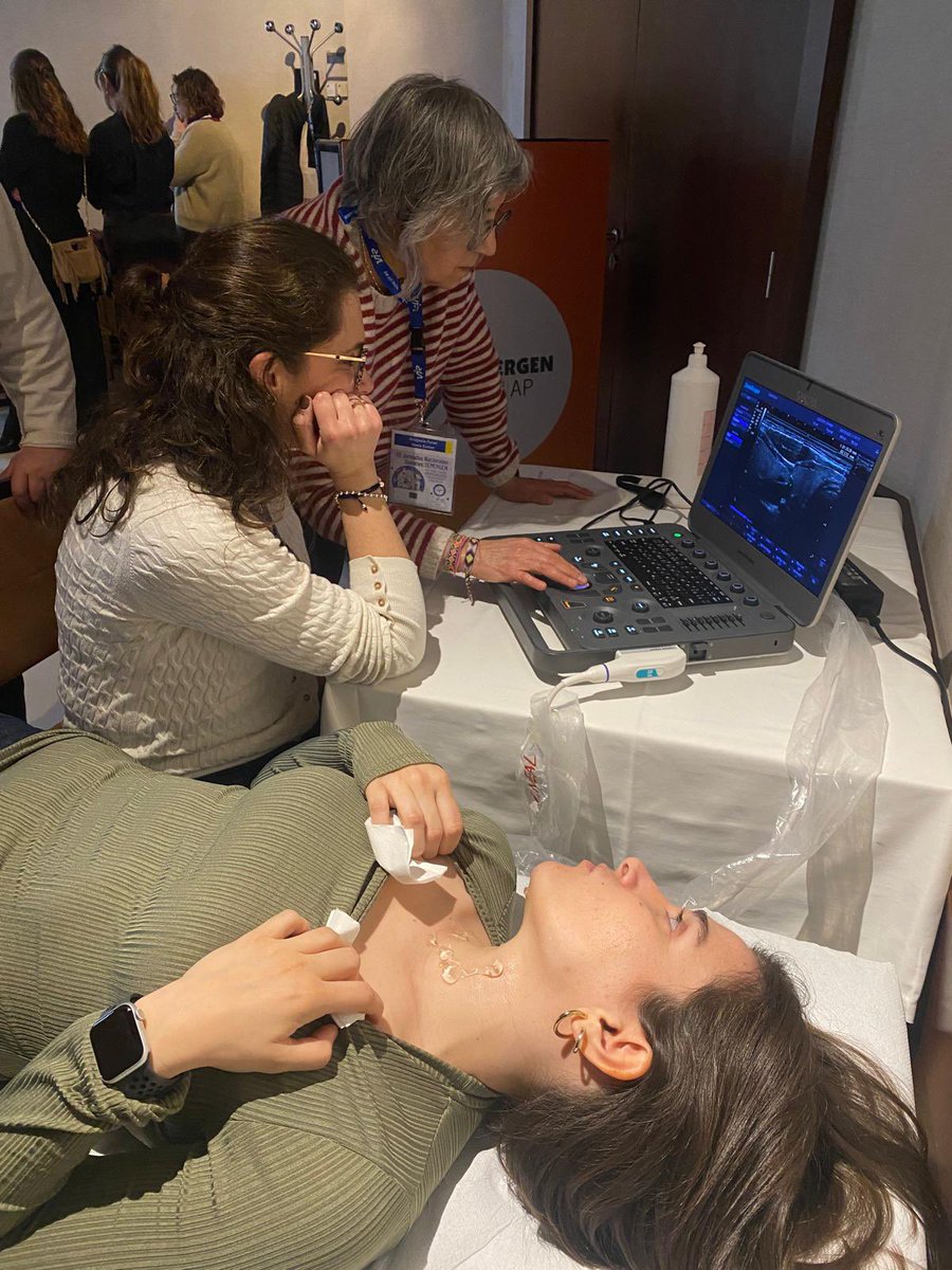 Taller. Ecografía práctica en el manejo de la persona con DM2  🎞️🔍 

 Colaborando con los compañeros del <a href="/SemergenGTDM/">GT Diabetes Semergen</a> 📚 en las XII Jornadas Nacionales de Diabetes SEMERGEN. 

#DMSEMERGEN25 <a href="/GTEcoSemergen/">Grupo Trabajo Ecografía Semergen #GTEcoSemergen</a> <a href="/SEMERGENap/">SEMERGEN | Médicos de AP #SEMERGEN25</a>