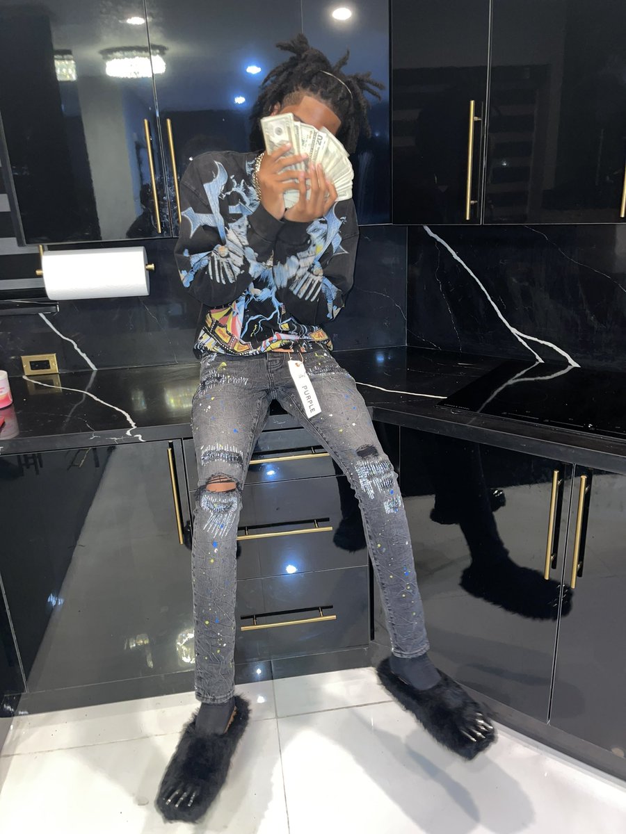 BabySweepDoit's tweet photo. I Took That Risk Cuz I Love My Sweeps , Not For No Recognition 🙈🙊🙉 https://t.co/QKw3vtR6iB