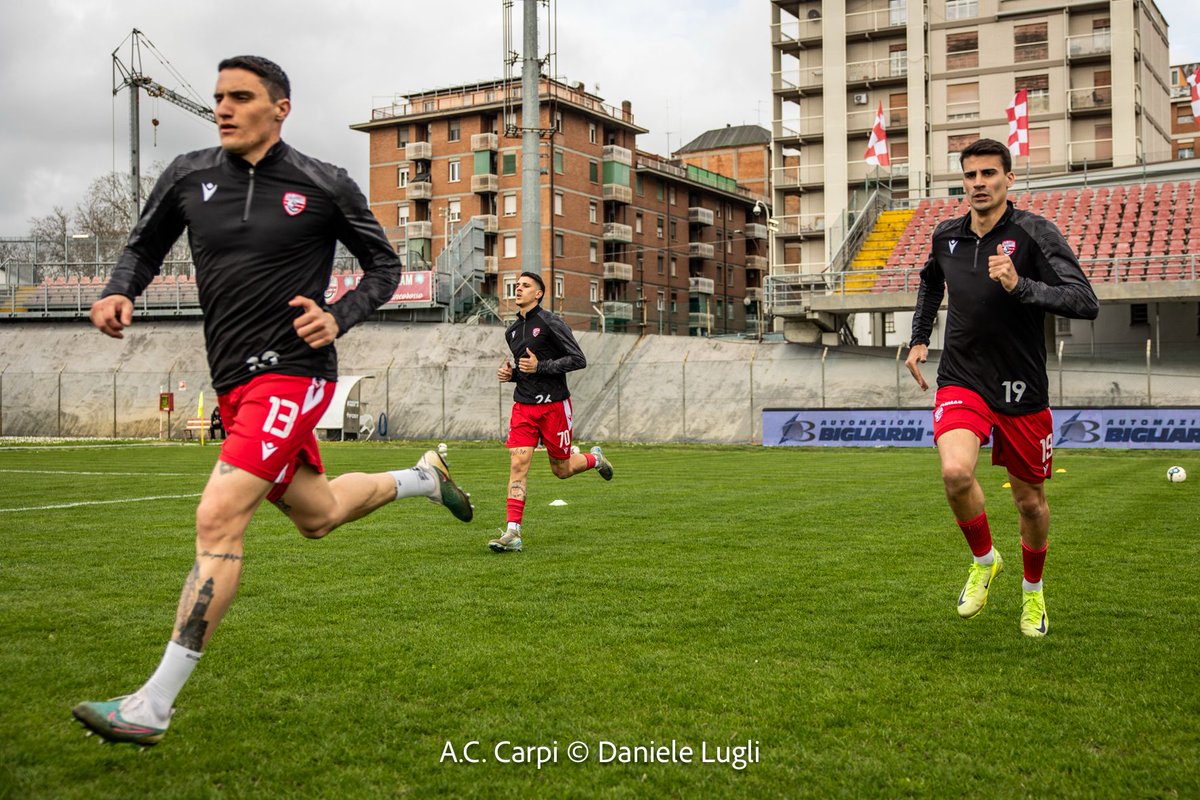ac_carpi's tweet photo. Warm up ๐ฅ
#CarPin #CdiCarpi #ilCarpiperscelta #Csiamo https://t.co/2gIDSqr8dX