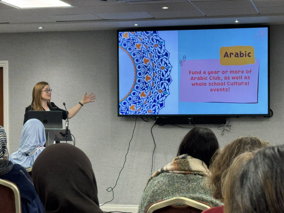 ALL4language's tweet image. @MadameWhite2017 sharing how @QFIntl  have supported her work to develop pupils linguistic experiences in #Arabic in her school in her primary school Bristol here at #LW2025 #all4language #mfltwitterati