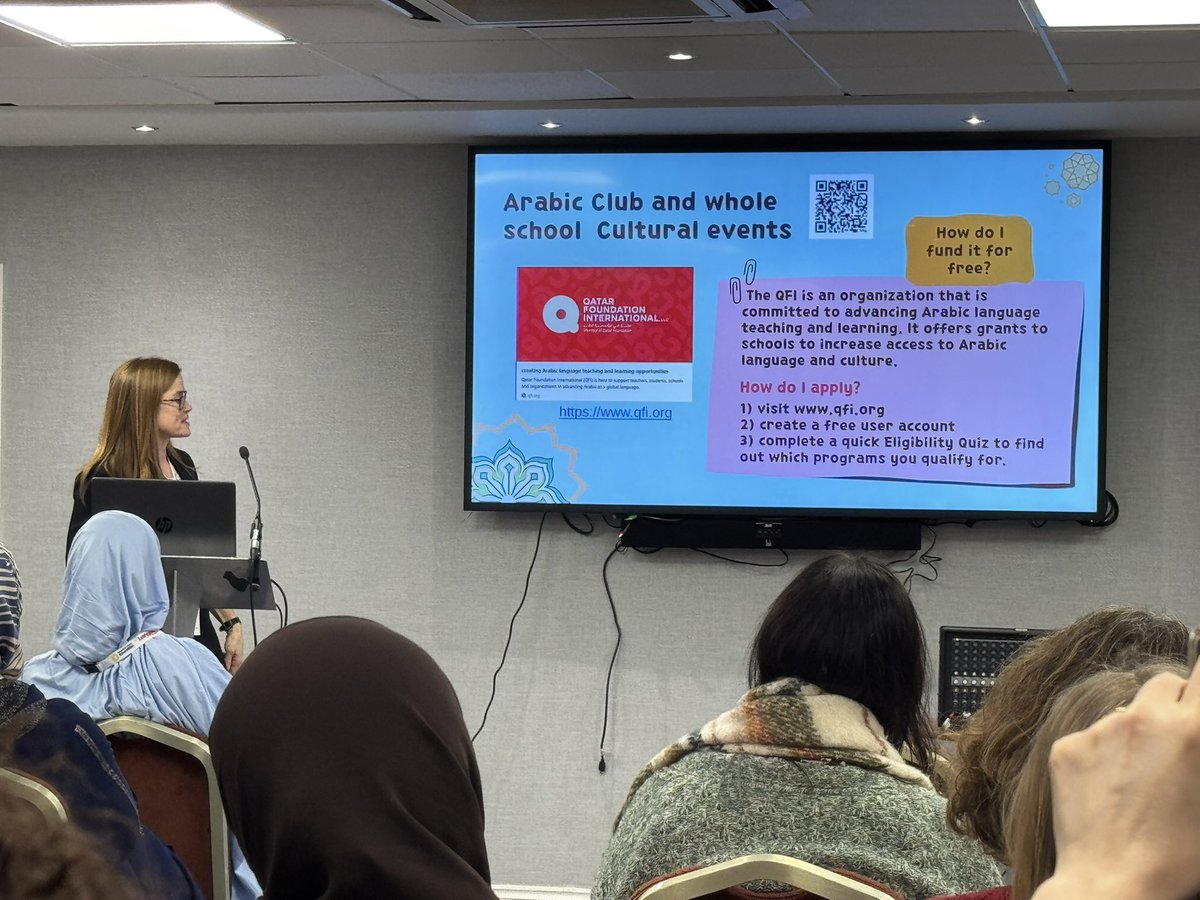 ALL4language's tweet image. @MadameWhite2017 sharing how @QFIntl  have supported her work to develop pupils linguistic experiences in #Arabic in her school in her primary school Bristol here at #LW2025 #all4language #mfltwitterati