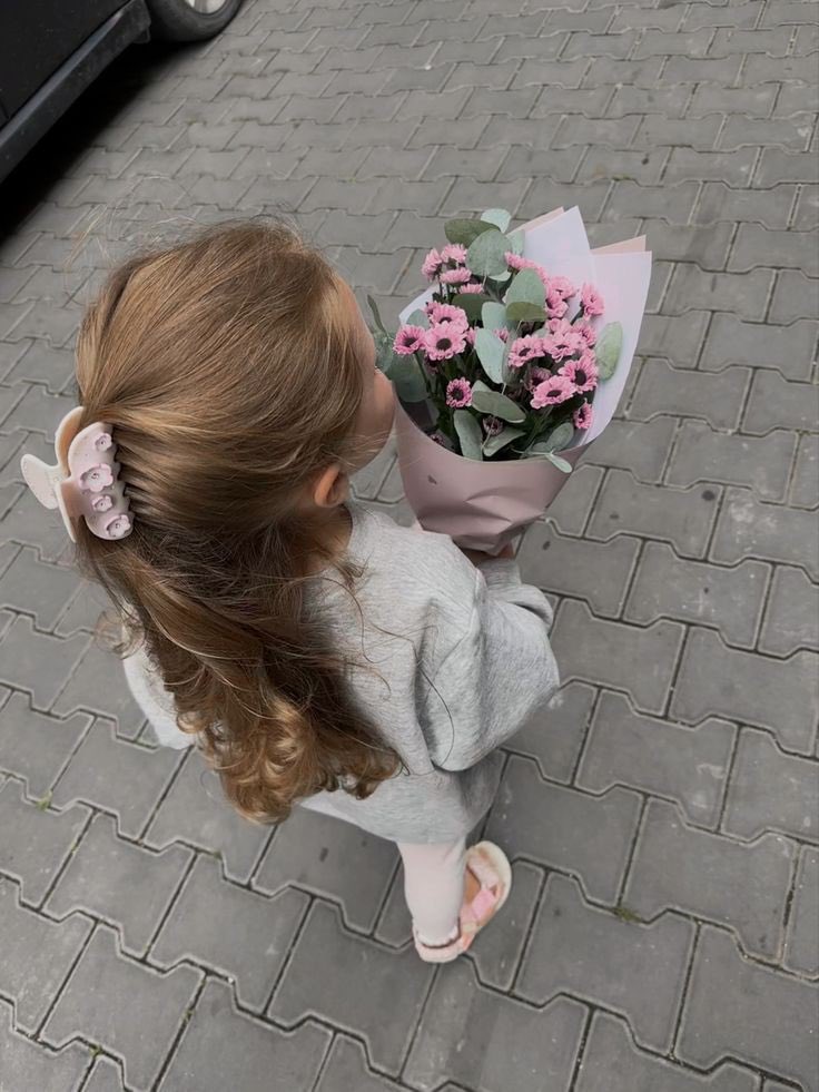 Çiçek ve çiçeği