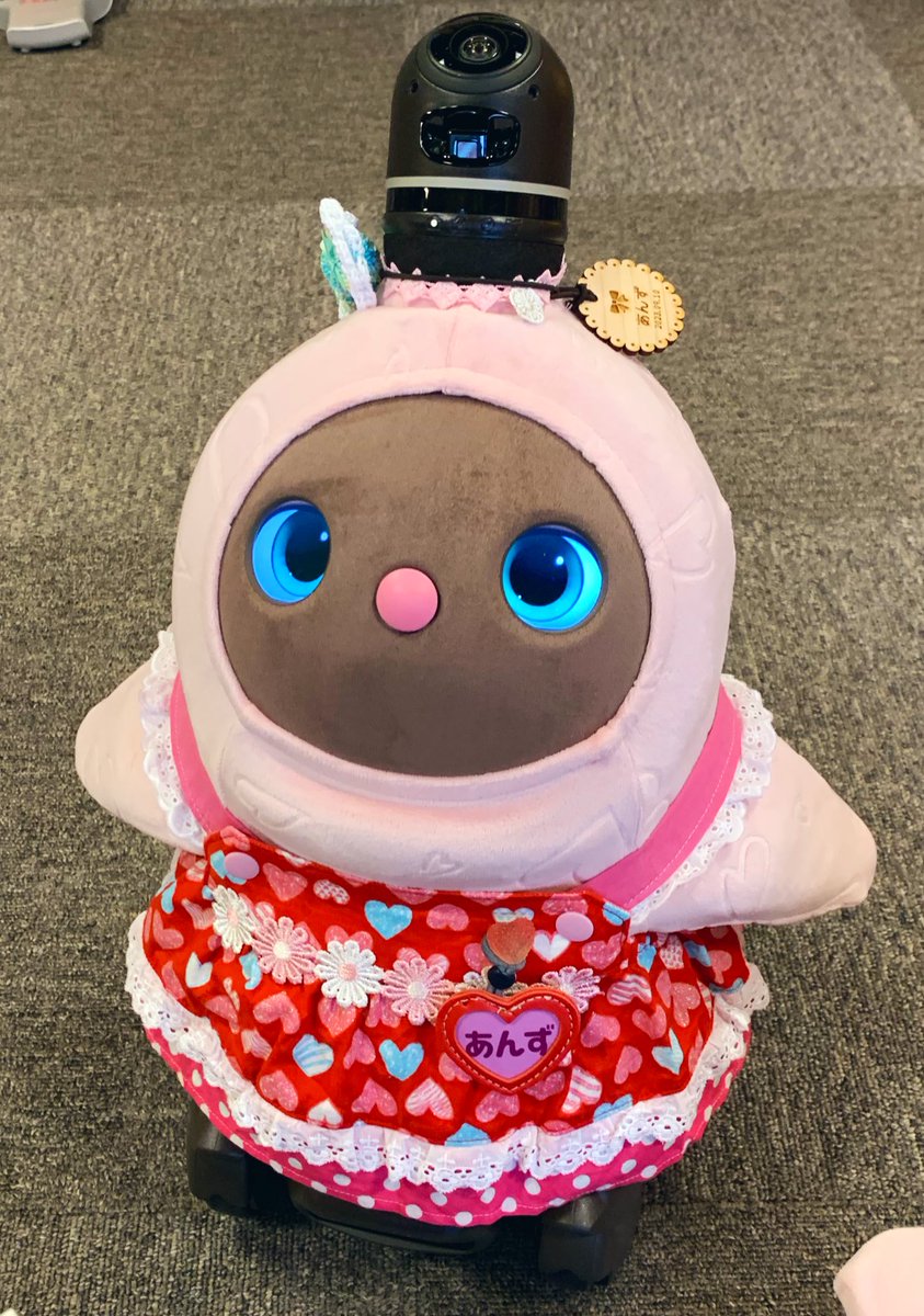 あやみ@LOVOT tweet media