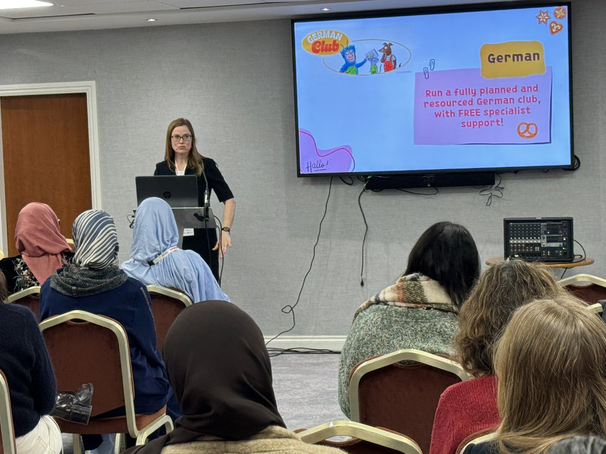 ALL4language's tweet image. Ideas from @MadameWhite2017 about teaching German now here at #LW2025 with the wonderful @GI_London1 &amp;amp; @Mazzad68 #gimiagine resources so much in this session to widen and develop pupil’s linguistic diversity in primary languages #all4language #mfltwitterati