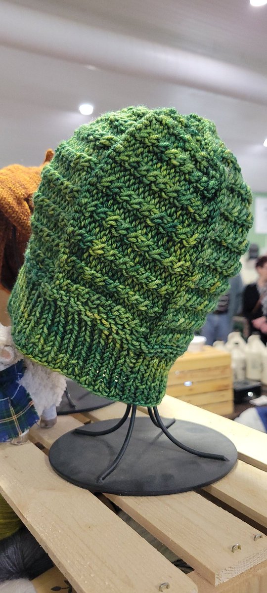 The Ribbed Twice Toque 
$65.00 plus tax. 
…n-traveler-haberdashery.myshopify.com/products/ribbe…
🍁❄️🐑🧡🧶🧵