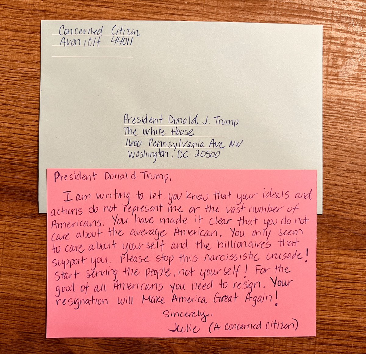 KeeksMama10's tweet photo. #TheIdesOfTrump
Going in the mail today! https://t.co/chB3XfYBmz