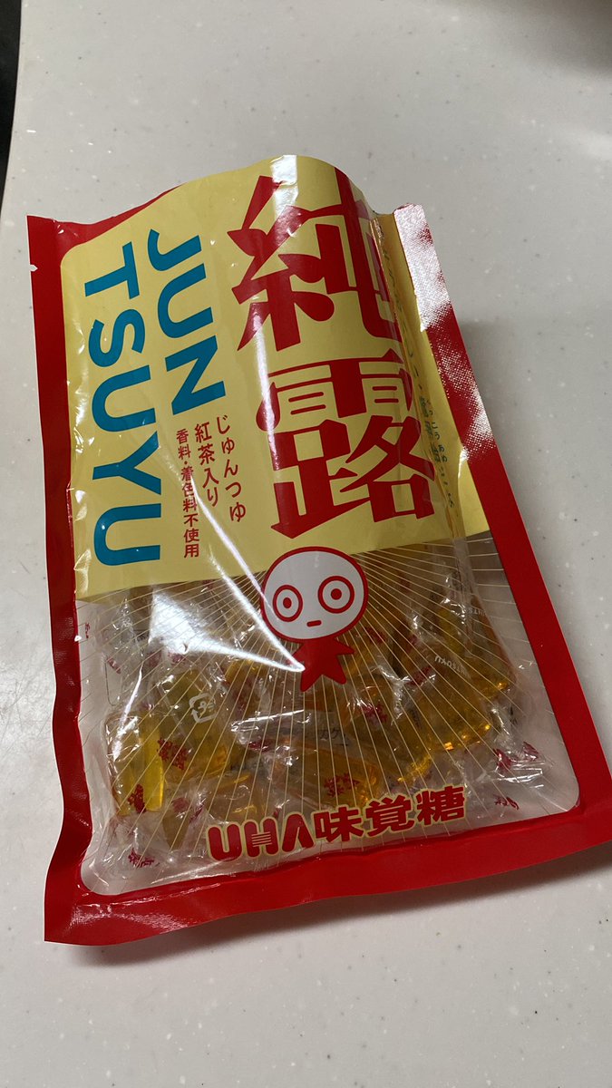 紅茶味(茶色い方)もうちょっと入れてほしいな