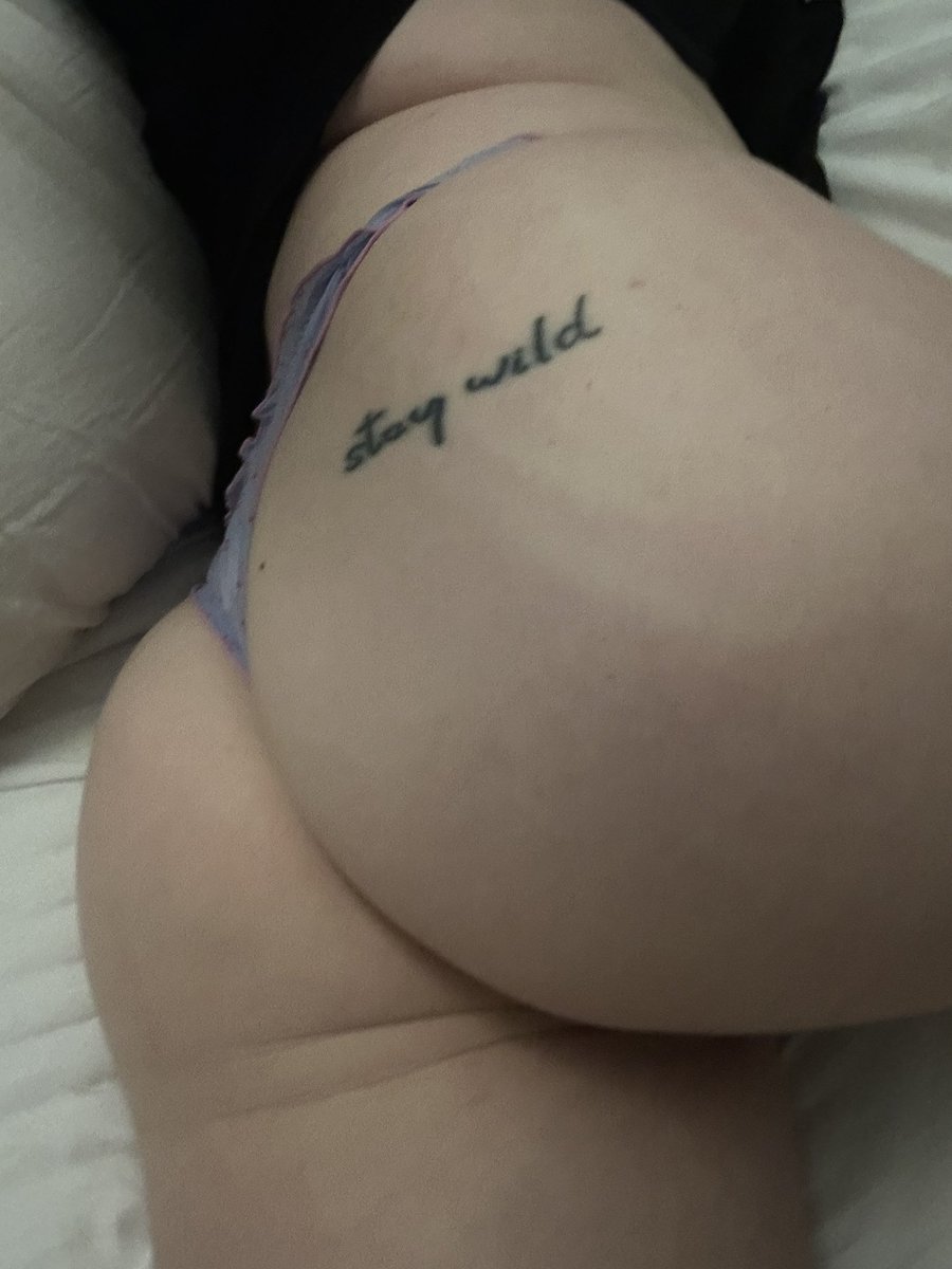 Sub for free for a whole month… onlyfans.com/adalineluxxy