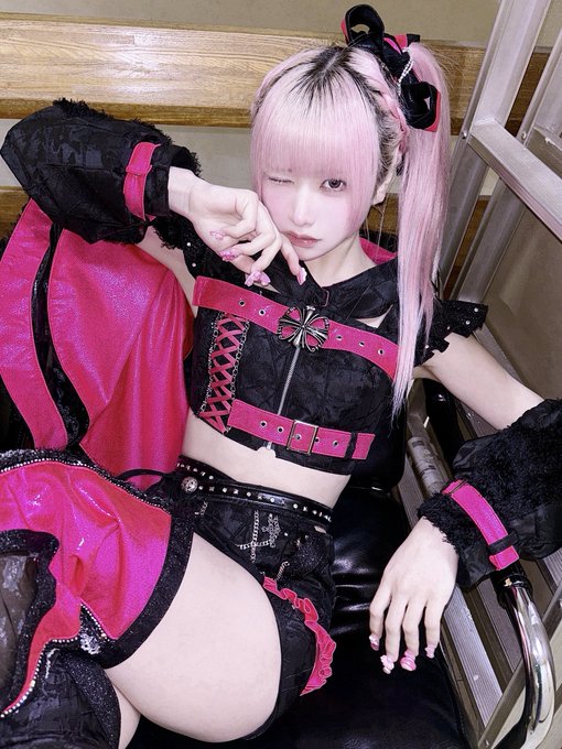 Twitterのコスプレ画像13
