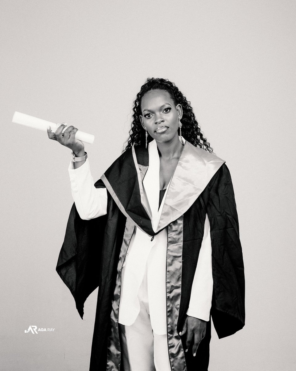 AGA RAY 📸 tweet media