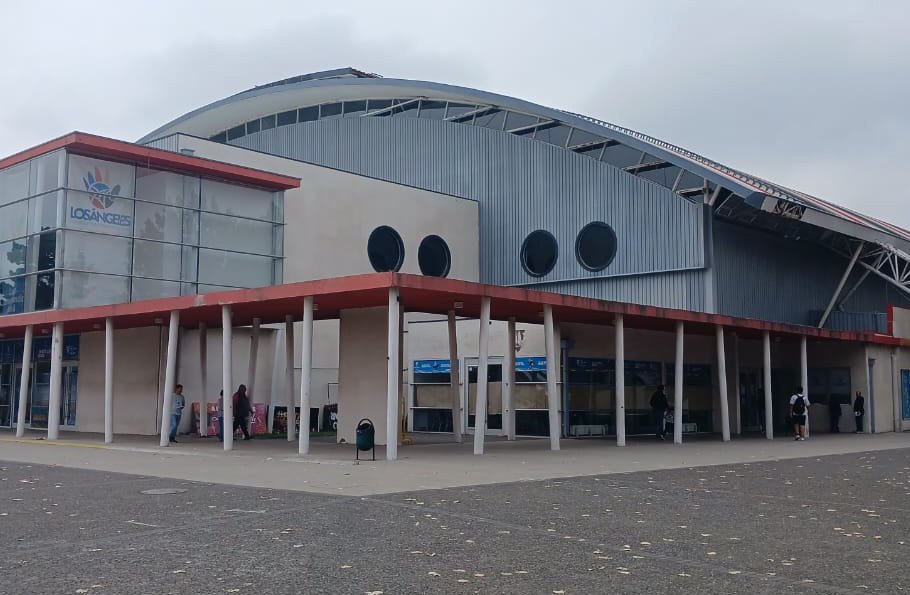 dcslosangeles's tweet photo. Hoy sábado estamos con vacunación influenza para los grupos definidos por el Ministerio de Salud en el Polideportivo, de 10:00 a 14:00 horas.

Igualmente, está disponible en el lugar la vacuna Covid-19 y la antineumocócica para los segmentos de la población correspondientes. https://t.co/pfhsQxyWKC