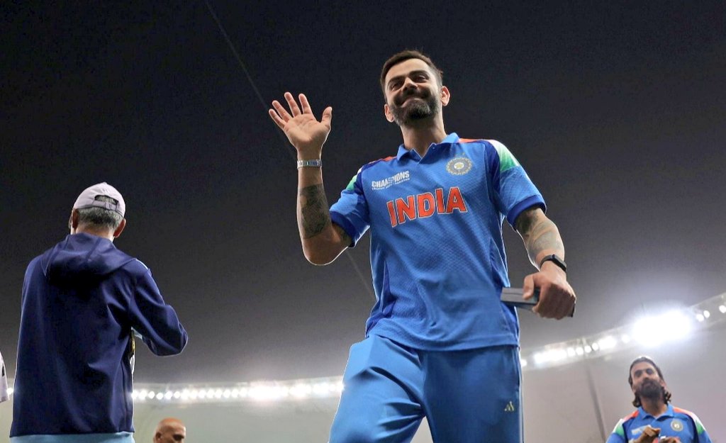 mufaddal_vohra's tweet image. 🚨 KOHLI WILL NOT RETIRE. 🚨

- Virat Kohli said, &quot;don&apos;t get nervous. I&apos;m not making any announcements. I still love playing this game&quot;.