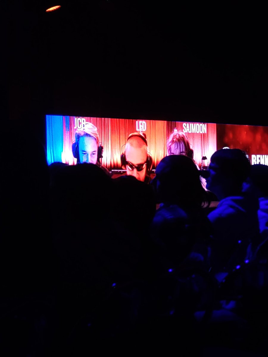 cezonnn's tweet image. @LEDrl_ THE SPEED GOGGLE GOAT