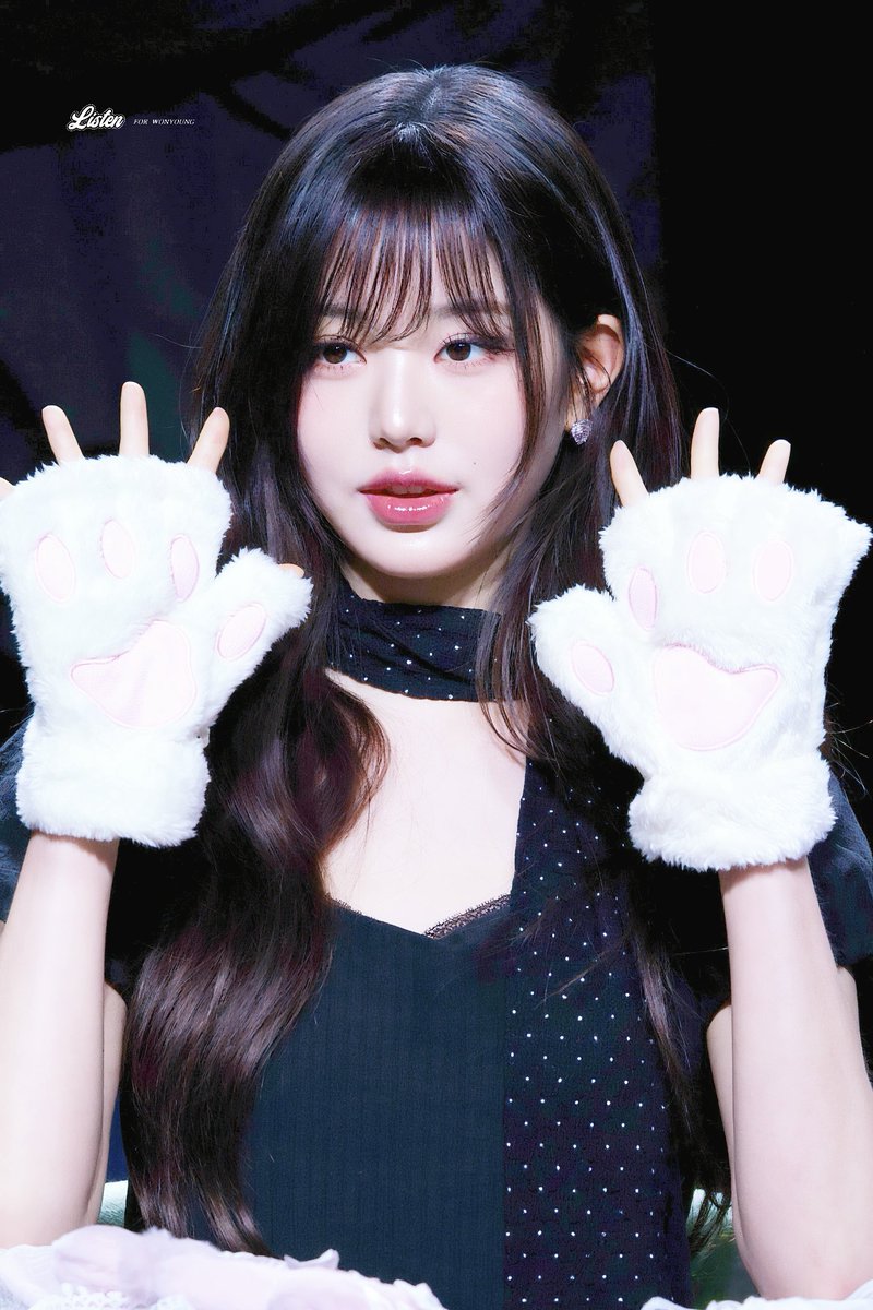 Listen_0831's tweet photo. 250314

#JANGWONYOUNG #원영 #아이브 #장원영 #ウォニョン #WONYOUNG  #IVE https://t.co/9Zi89qKQGw