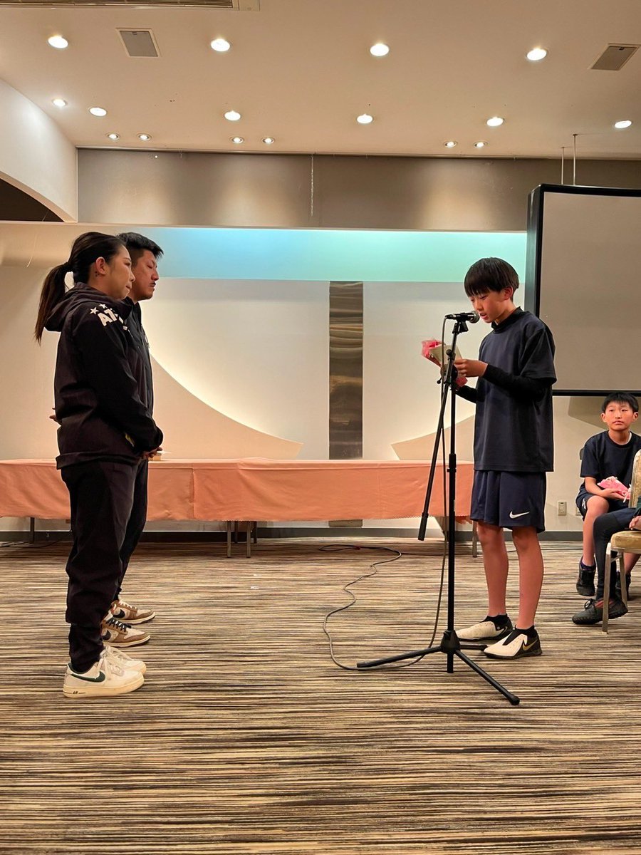 tsthtsth's tweet photo. 今日はたかとの卒団式
沢山の事があり、感慨深い気持ちになりました。
私も更に頑張らなくてはと思いました。 https://t.co/laEKnQL6xx