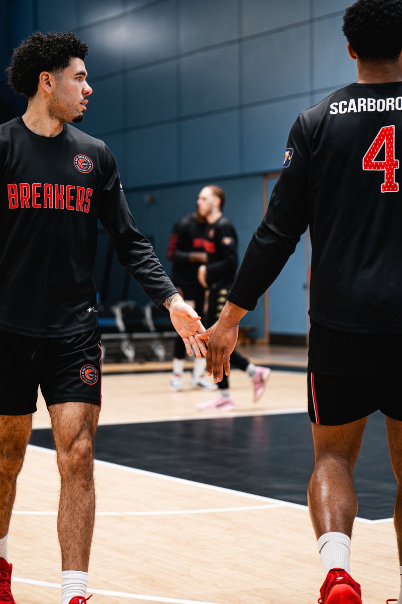 kitkingTrophy tweet media