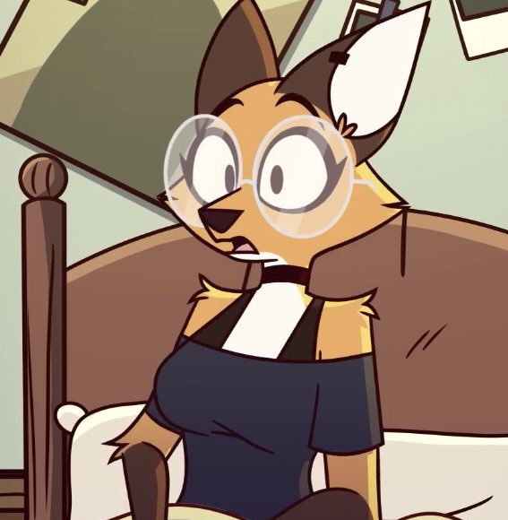 PrideRing666's tweet photo. I think we can all collectively agree that..glasses are hot. https://t.co/8bgP5YDuCq