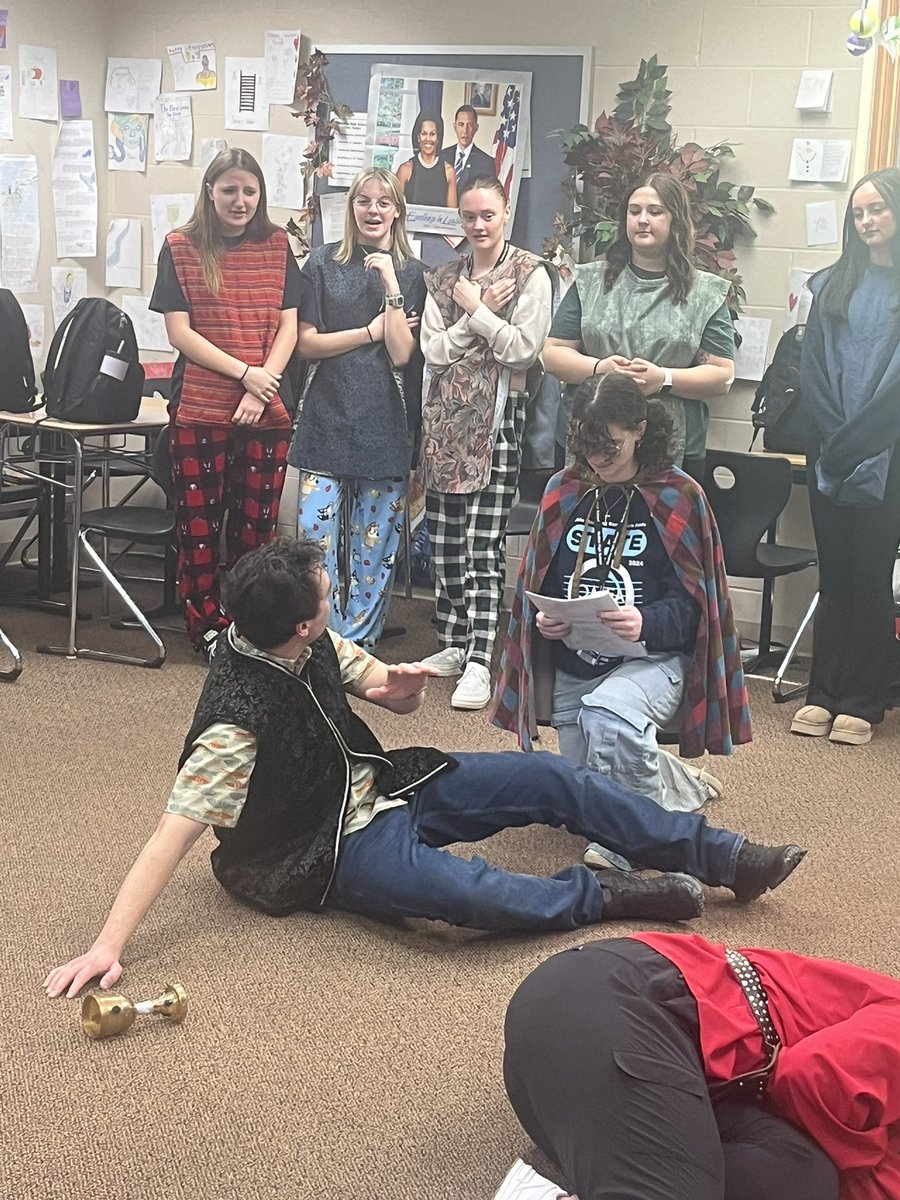 March 10-14 was Shakespeare Week at Medina High School.Teachers coordinated with <a href="/GLTFCleveland/">Great Lakes Theater</a> to work with students on scenes from Hamlet and Macbeth. Students worked with costumes and props,finishing with a discussion of universal themes in Shakespeare.  #WeRMedina #gltf