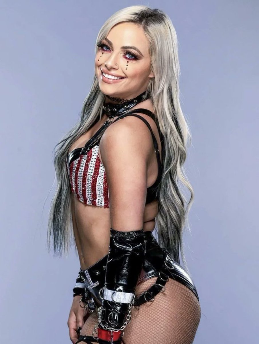 Liv4SkyeBlue's tweet photo. Liv Morgan ❤️🤍 https://t.co/hUvU6r6RmN