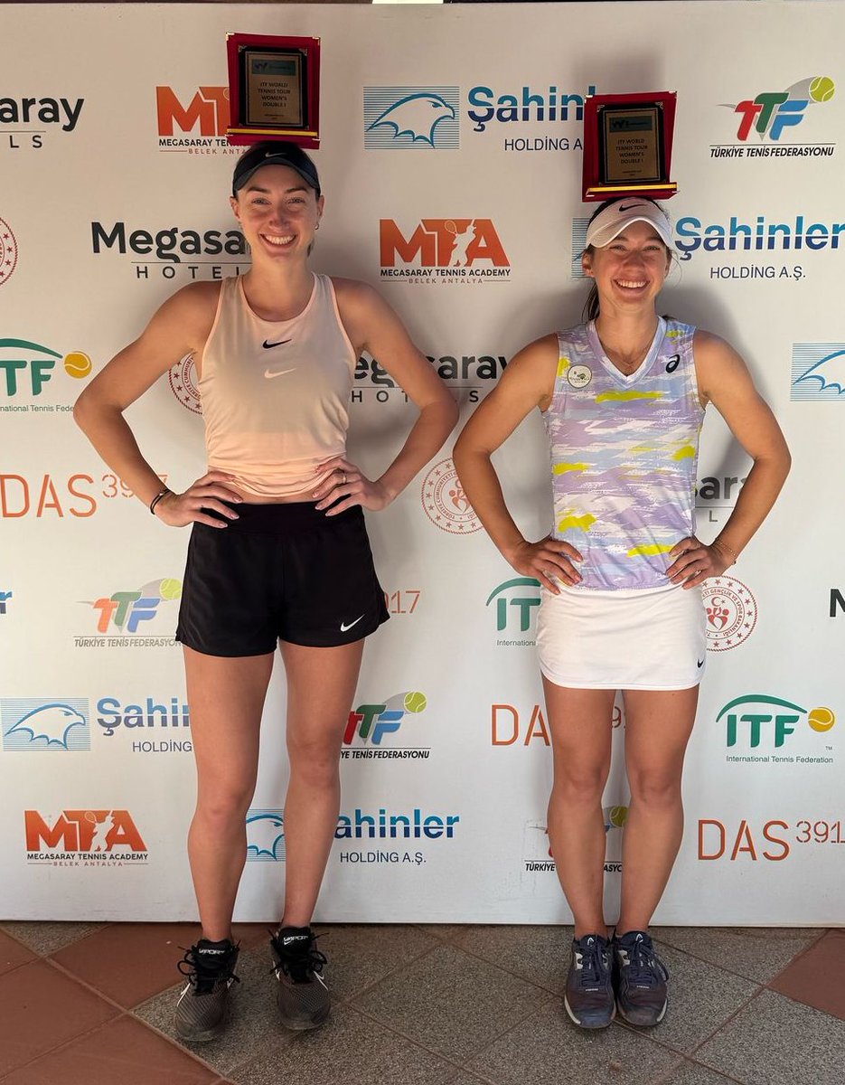 pzt_tenis's tweet photo. Pierwszy tytuł w sezonie zdobyła @kuczer_daria (BKT Advantage Bielsko-Biała), zwyciężając w turnieju @worldtennis W15 w Antalyi razem z Denisą Hindovą. Polsko-czeski debel pokonał w finale 6:1, 7:5 Rumunkę UIlincę Dalinę Amariei i Niemkę Chantal Sauvant. @SPORT_GOV_PL @TMagazyn https://t.co/PLUwraIcBh