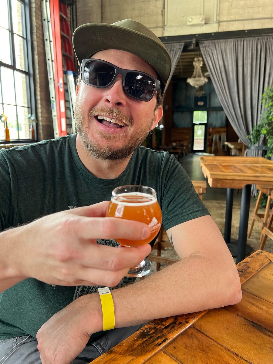 Ready to level up your beer game? Join our brewery tour and become a certified beer expert—one sip at a time! 🍻