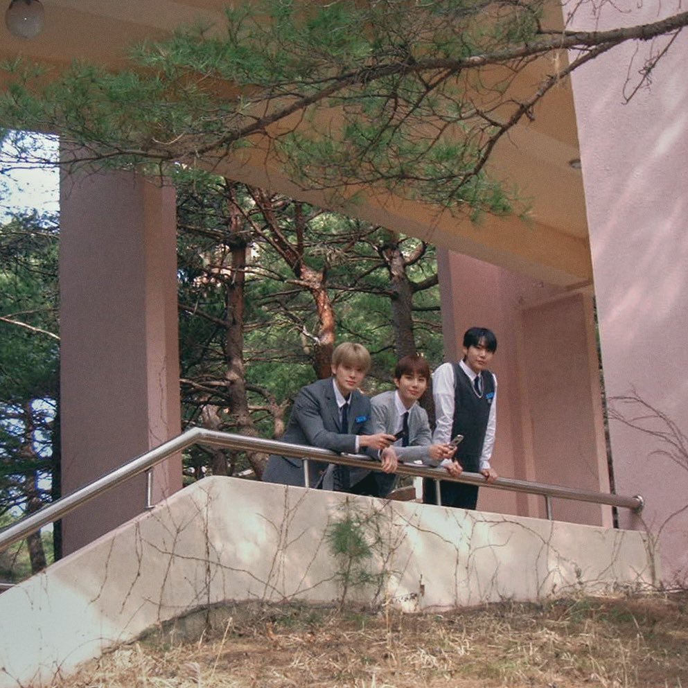 25.03.16.일

도재정 데뷔 700일💚