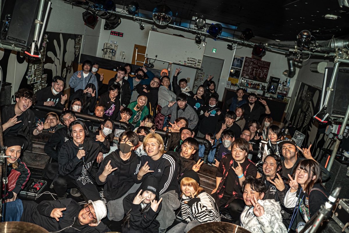 Bluedays_106's tweet photo. Bluedays vol.3
ありがとうございました!

いやー最高すぎた
今までで初めて泣いた　色んな感情の中ライブ見てました
皆さん大好きですまた絶対にBluedays出て下さい。

@Par_PoX0819 
@RoseofMay_band 
@IdiotsBarkaLot 
@KrunK_shizuoka 
@ulma_s_j 

Photo by @gotoarisa0918 https://t.co/WE7DJM1bPg