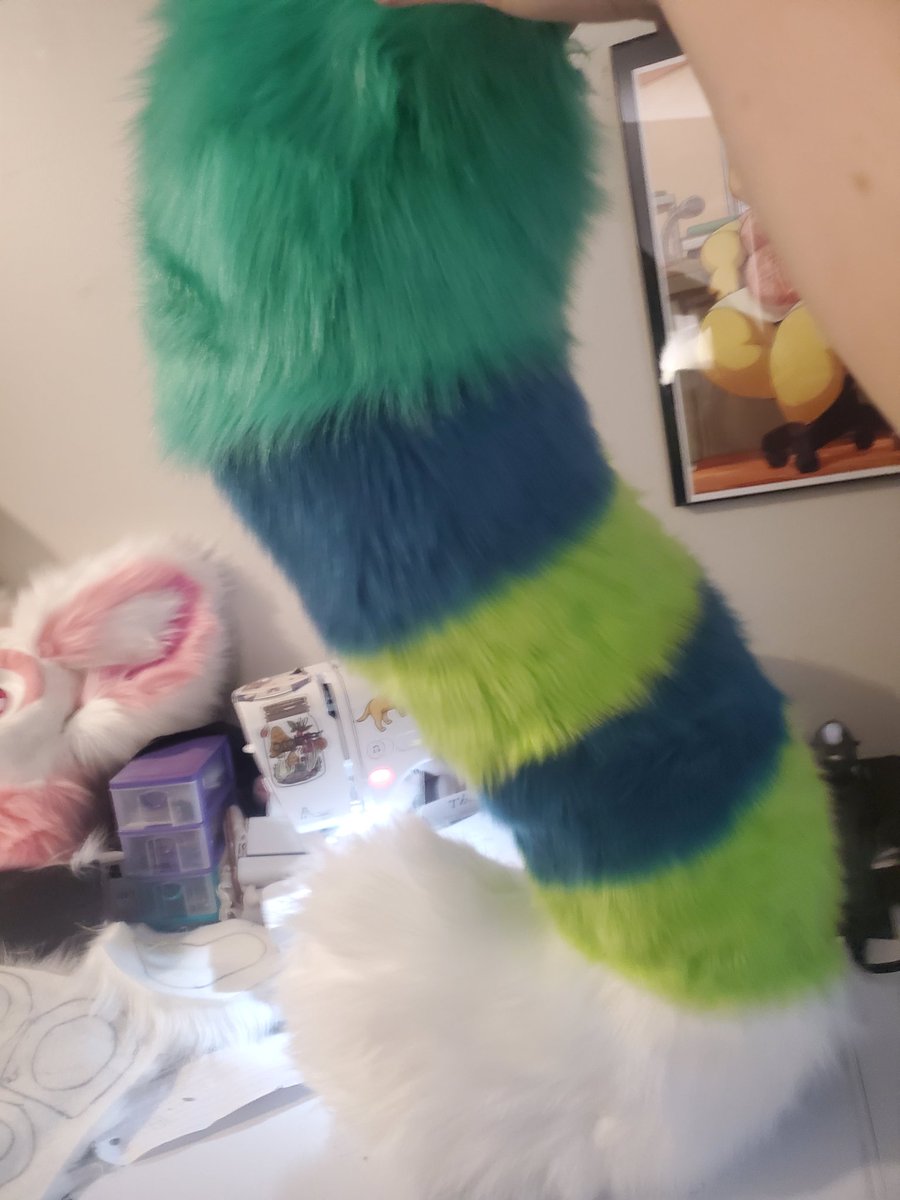 MisticCorgi724's tweet photo. Tail for the red panda 😊 tail pattern by @spiltgrapesoda. Handpaws will be made with their paw pattern as well along with their eyes. Love how this one is turning out.🐾 https://t.co/oMQluwHglC