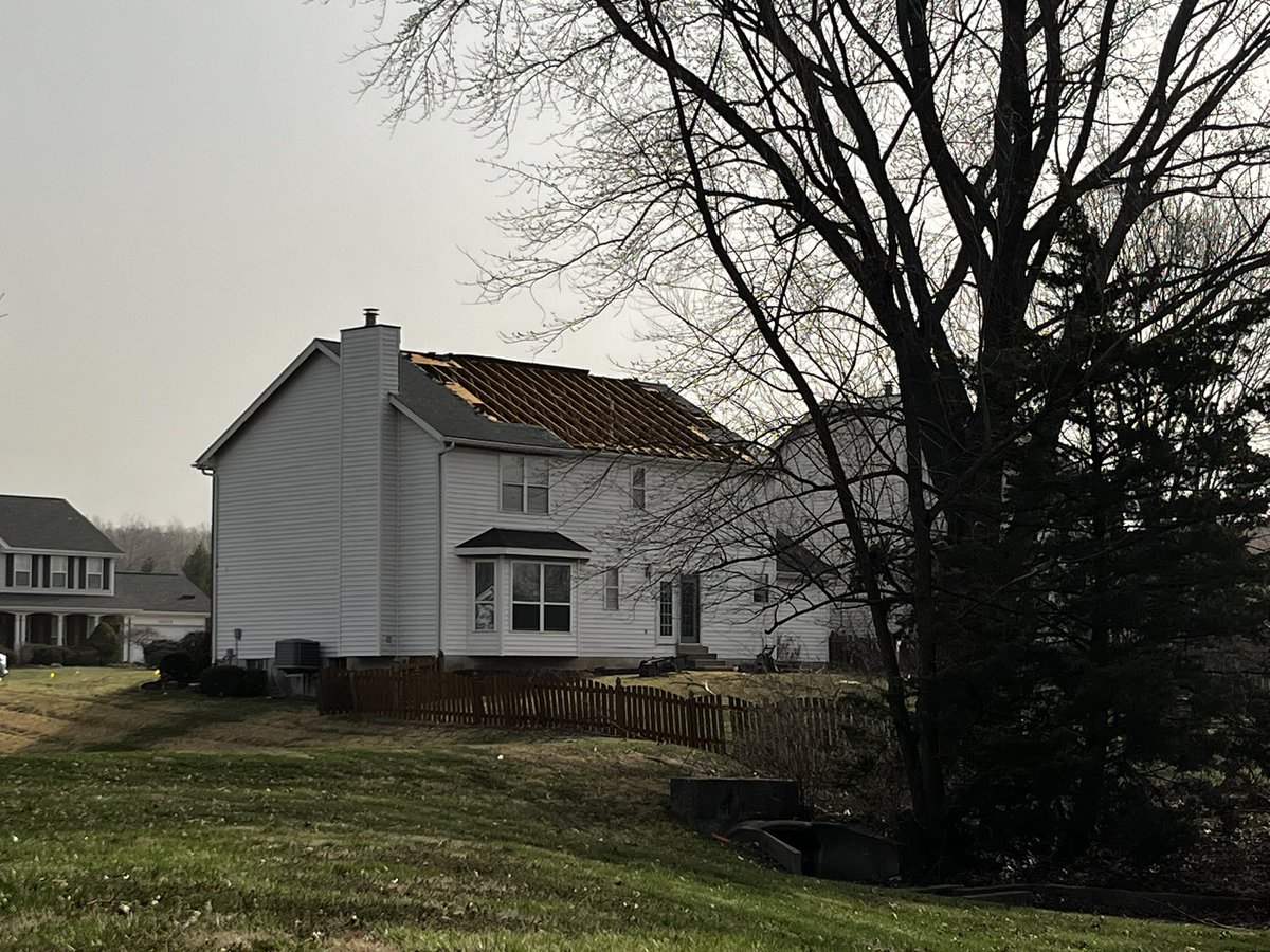 jdwachter's tweet image. Storm damage last night in our hood. Too close for comfort. Areas I walk. 1/10-7/10 from our house. Random kind of discriminate damage from house to house. Never heard that sound before coming from main level of house while in the basement. #stlwx #stlweather
