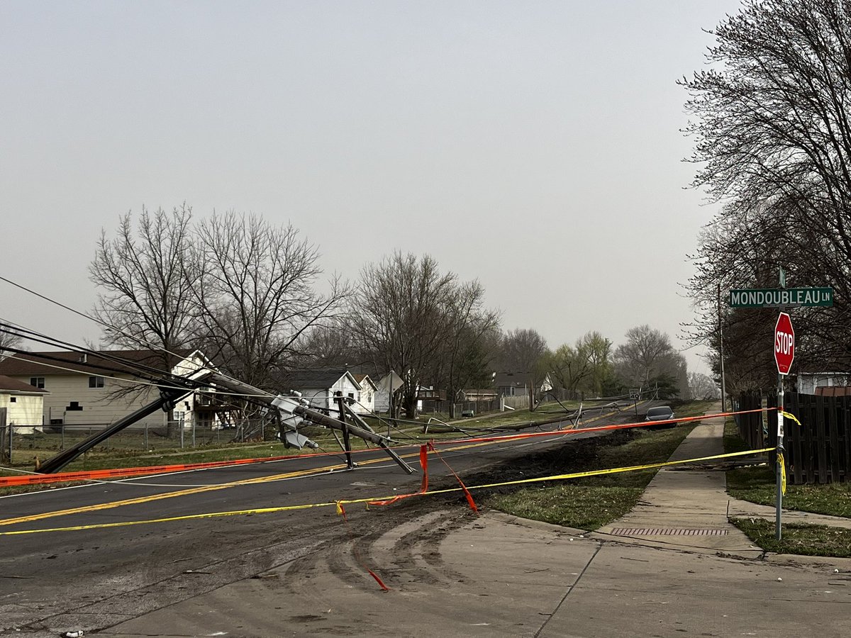 jdwachter's tweet image. Storm damage last night in our hood. Too close for comfort. Areas I walk. 1/10-7/10 from our house. Random kind of discriminate damage from house to house. Never heard that sound before coming from main level of house while in the basement. #stlwx #stlweather
