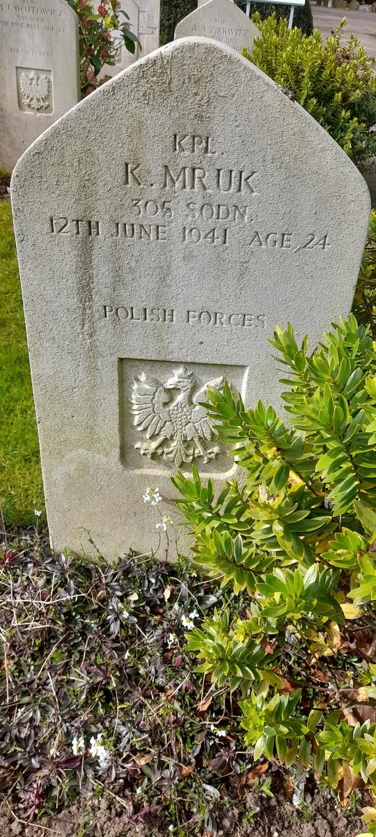 Simon Massey tweet media