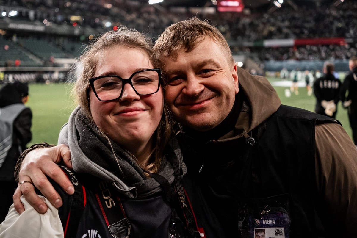 Kasiaa1916's tweet image. To nie ja, to emocje ♥️
#LEGMOL #legia #legiawarszawa #LKE
@MarcinSzymczyk1
