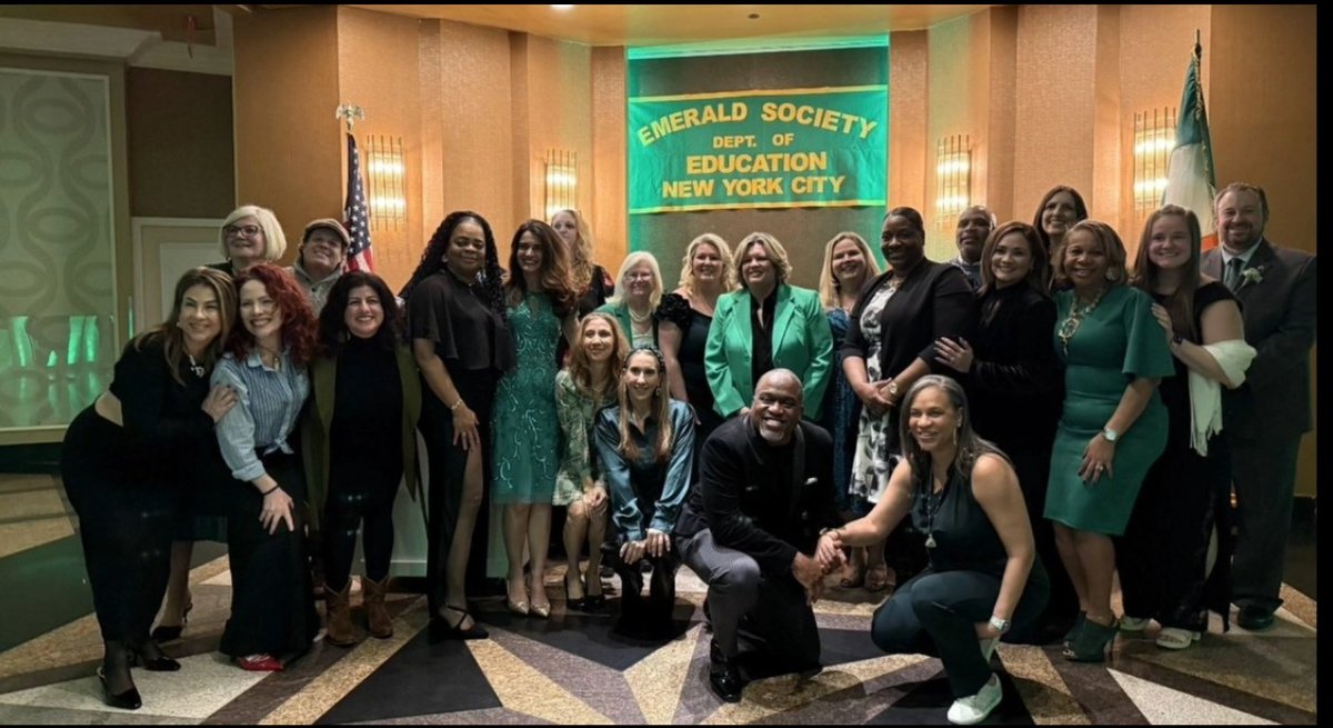 NYC District 11Community School District (@district11bx) on Twitter photo Congratulations to Superintendent <a href="/cristinevaughan/">Cris Vaughan</a> for 2025 Ombudsman Award. Well deserved!!!
<a href="/Emeralds_NYCDOE/">EmeraldSocietyNYCDOE</a> <a href="/NYCSchools/">NYC Public Schools</a> <a href="/DepSupPerez/">Tiawana Perez</a> Congratulations to Superintendent <a href="/cristinevaughan/">Cris Vaughan</a> for 2025 Ombudsman Award. Well deserved!!!
<a href="/Emeralds_NYCDOE/">EmeraldSocietyNYCDOE</a> <a href="/NYCSchools/">NYC Public Schools</a> <a href="/DepSupPerez/">Tiawana Perez</a>