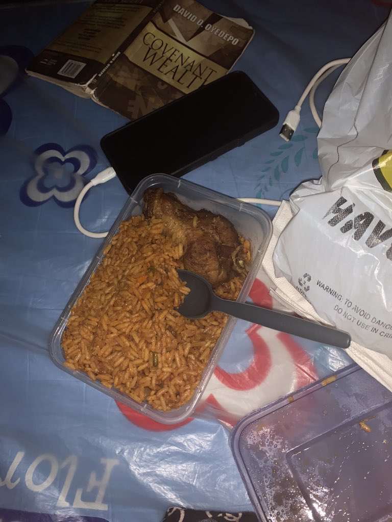 Follow the trend Repost the food take end today's hustle..Hustle go well or not😂😂#food