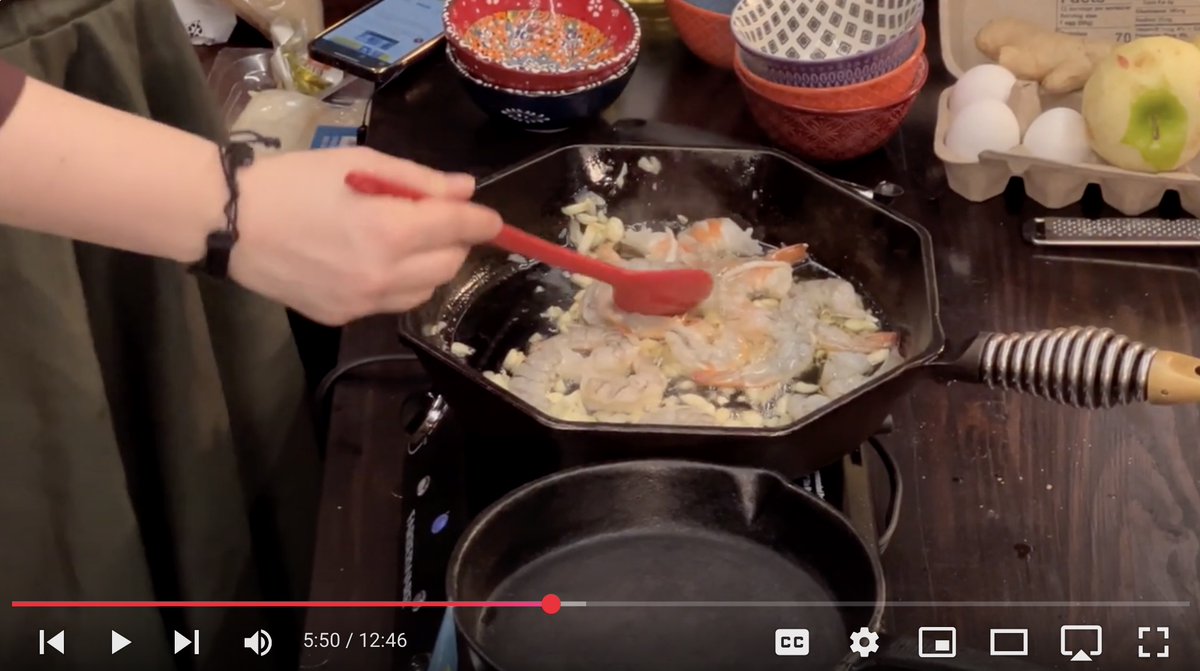 RedwallGame's tweet image. bit.ly/4gcxVzu
Join Samriel (aka Samantha T.) and Fryer Chris (aka Chris S.) as they cook a dish fit for a starving other - Shrimp Scampi. Loaded with garlic and tasting like Joy Unhindered by sorrow, this dish is always a crowd pleaser!
bit.ly/4g8Pa4M