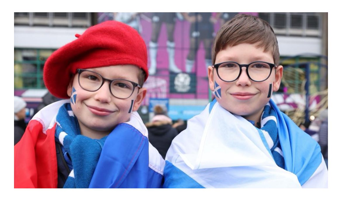 how did you get to Paris for the rugby so quickly tonight after the #IndieDisco <a href="/bushontheradio/">Andy Bush</a> ?