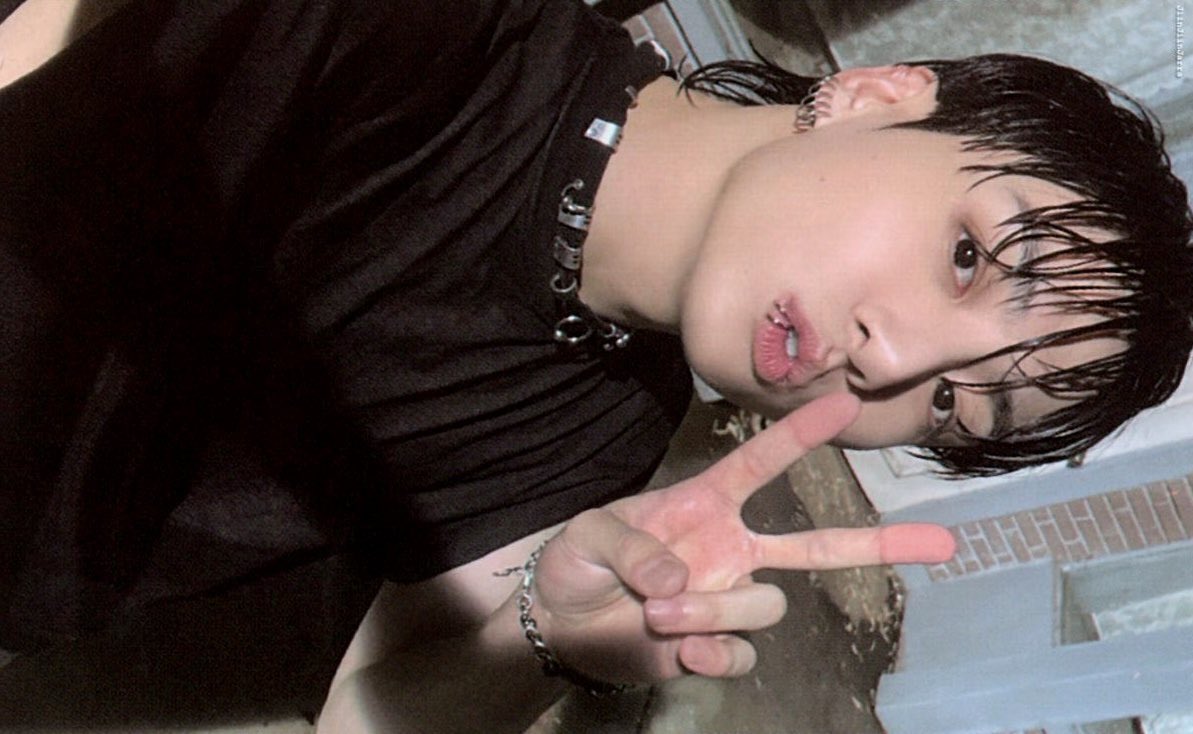 eu queria não ter procurado as pobs do golden …. tinha esquecido dessa lenda 😭😭😭