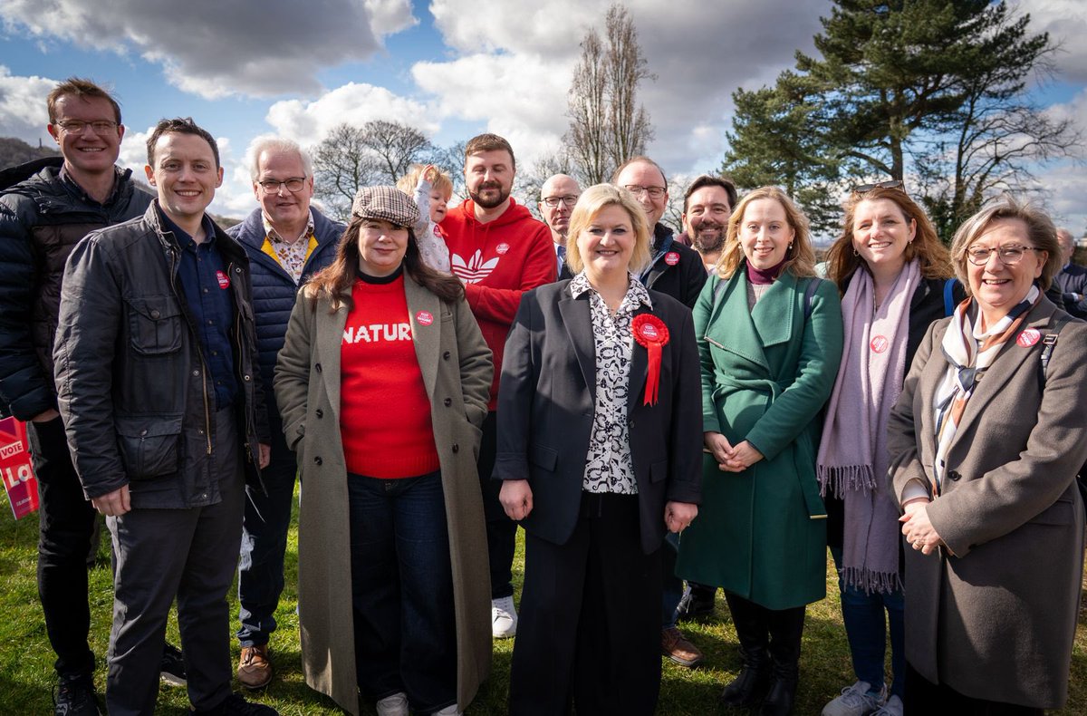 Some of our North West MPs out today supporting Karen Shore, our fantastic candidate for Runcorn and Helsby. #votelabour #votekarenshore #runcorn #helsby