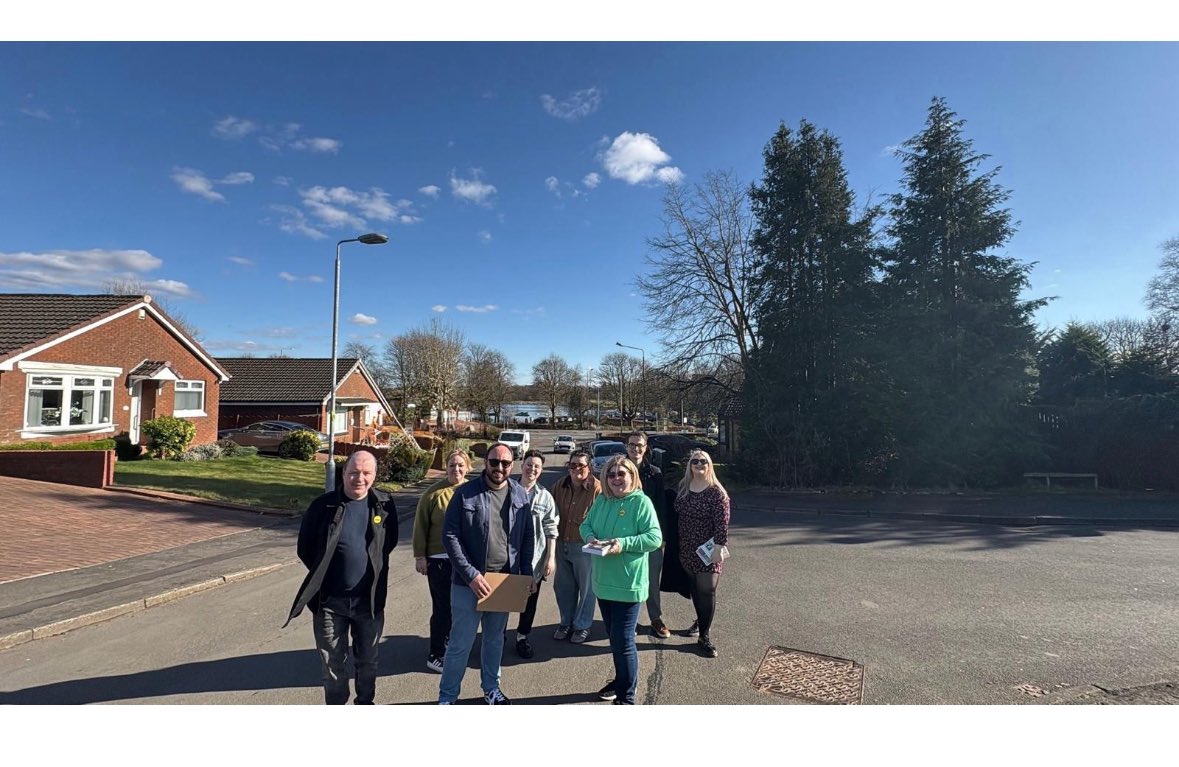Out campaigning twice today.. this morning in Provanmill and Hogganfield and this afternoon back again in Hogganfield. So much support for SNP. So many hills too.. my poor wee legs are aching 😂 Amazing support from all my fab SNP colleagues.