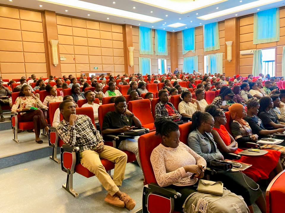 NthandaManduwi's tweet image. Started my day at 3AM with this conference.

My MBA classmates say ‘you really believe in Malawi 2063’; and I DO. One of my greater joys re my career was that my  work with the @UNDP_Evaluation coincided with @UNDPMalawi Independent Country Programme Evaluation (the last one…