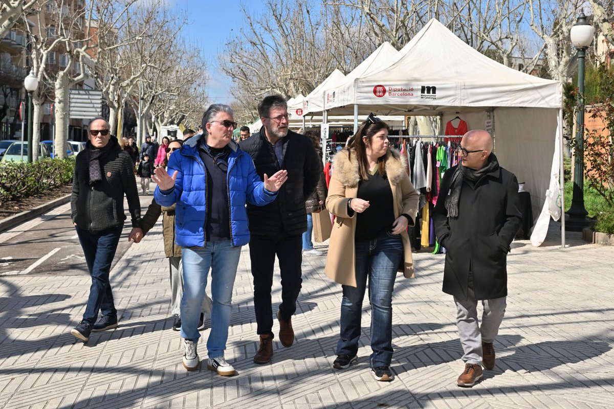 Ajuntament Igualada (@ajigualada) on Twitter photo Avui <a href="/igualadacomerc/">IGUALADA COMERÇ</a> ha organitzat una nova edició de la Botiga al Carrer. Una vegada més els comerços de la ciutat han aprofitat per oferir productes de temporada amb importants descomptes! Avui <a href="/igualadacomerc/">IGUALADA COMERÇ</a> ha organitzat una nova edició de la Botiga al Carrer. Una vegada més els comerços de la ciutat han aprofitat per oferir productes de temporada amb importants descomptes!
