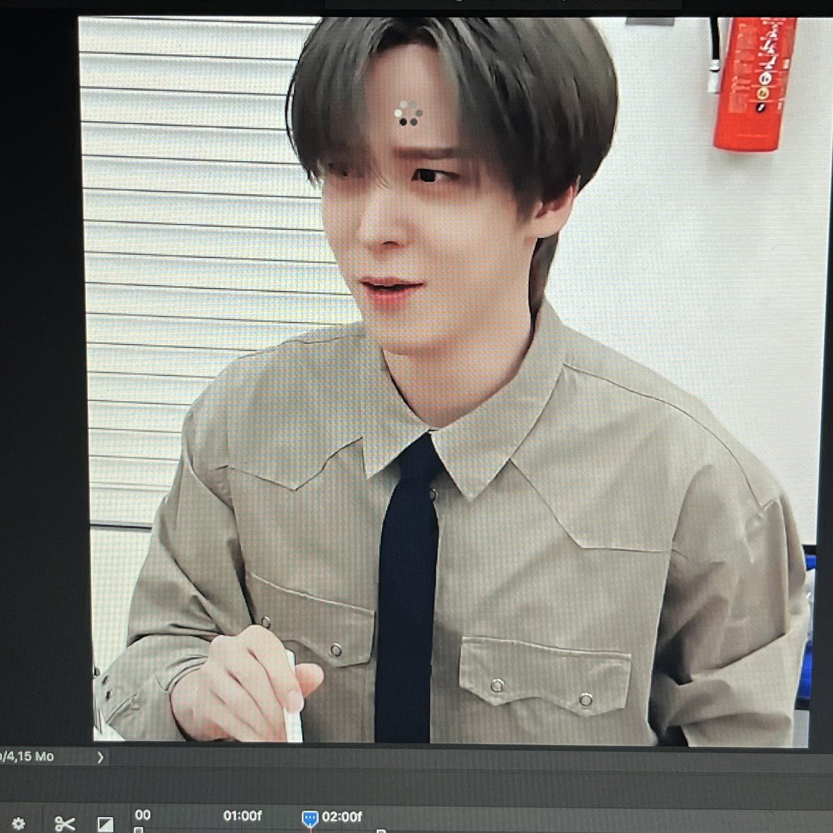 my gif loading looks like yunho is processing a thought