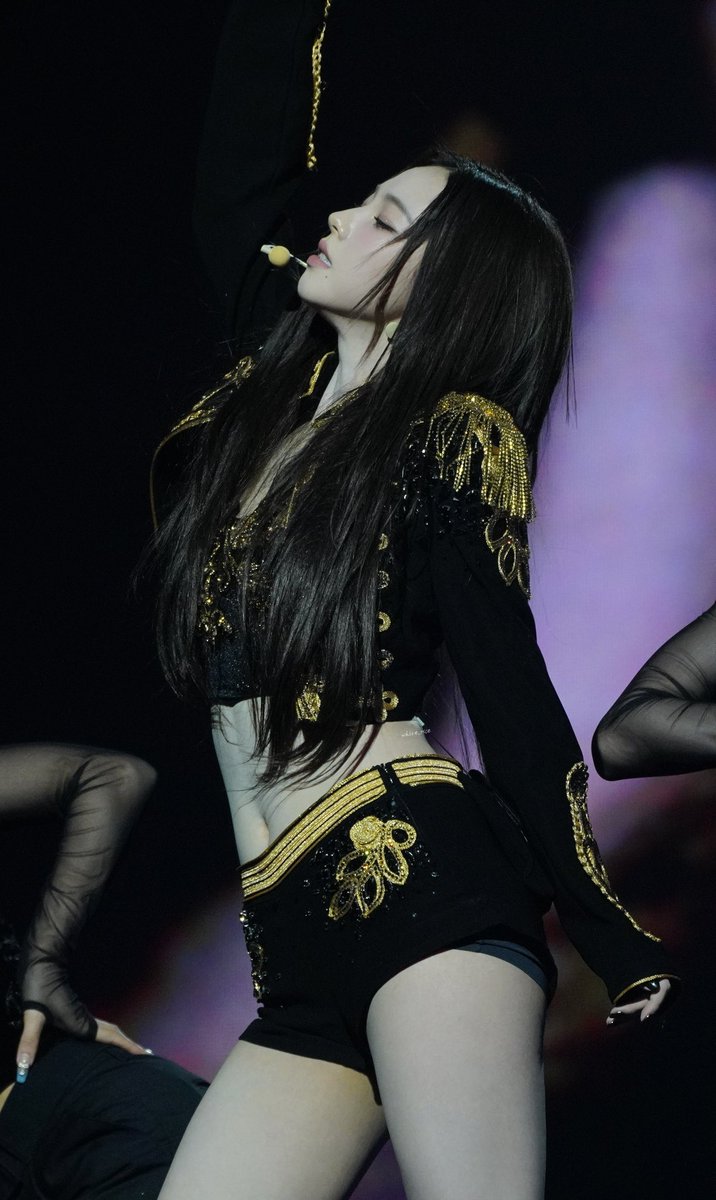 Whiterice94's tweet photo. 20250315 encore day1
#Karina #카리나 #aespa #에스파 https://t.co/u37v8o0umB