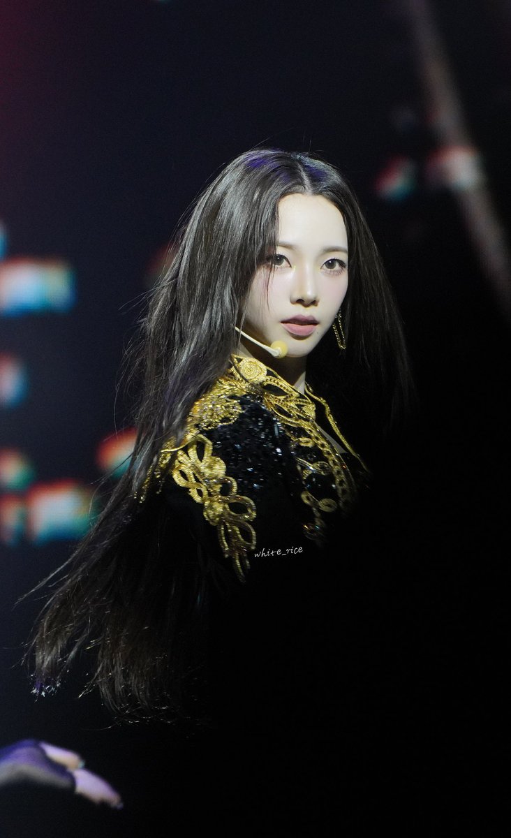 Whiterice94's tweet photo. 20250315 encore day1
#Karina #카리나 #aespa #에스파 https://t.co/u37v8o0umB