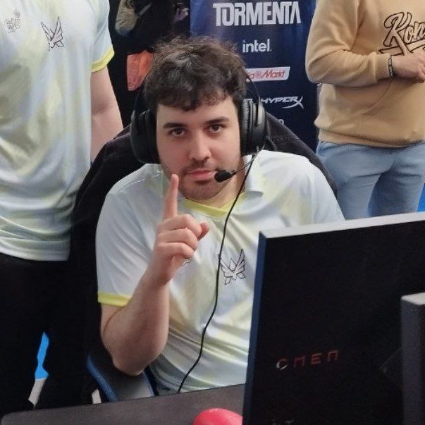 SomosLaTormenta's tweet photo. ¡Comienza la Gran Final de #Extregames!
Tenemos un partidazo por delante:
⚡️@G2League Hel vs @ValorityES (BO3)
¿Qué equipo se llevará la corona en @exg_extregames?
🎙️@ZurbexESP y @Abratsuki
📺https://t.co/OYQ4LgVQ3c https://t.co/IX6SYPIDYl