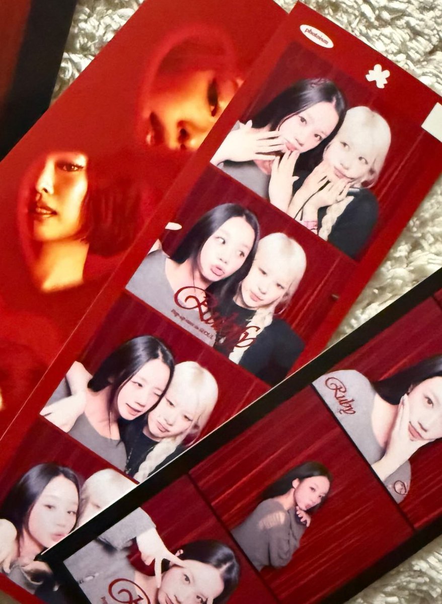 ROSÉ WITH HYERI
