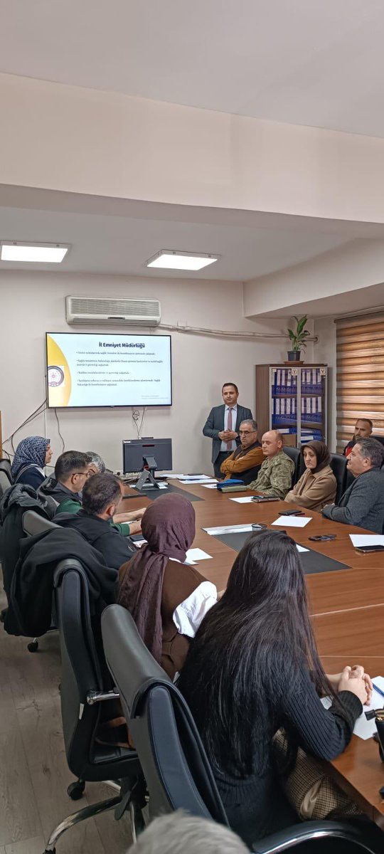 İl Sağlık Müdürlüğümüz tarafından;

Türkiye Afet Müdahale Planı (TAMP) kapsamında İlimiz Kamu Kurum ve Kuruluşlarının katılımıyla 2025 Yılı Yerel Düzey Afet Sağlık Grubu Operasyon Planı toplantısı düzenlendi.

<a href="/acilafetgovtr/">T.C. Sağlık Bakanlığı Acil Sağlık Hizmetleri</a> 
<a href="/musafad49/">Muş AFAD</a>